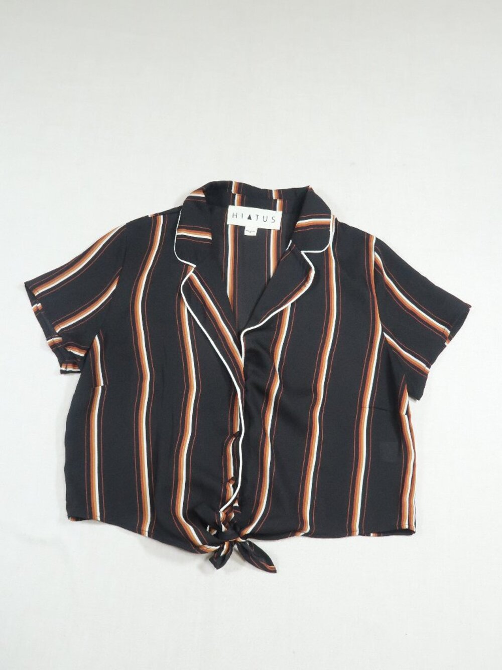 Hiatus Black Striped Short Sleeve Tie Front Blouse Size M